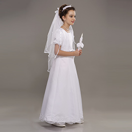 girls holy communion veils